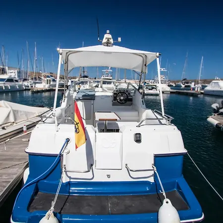 Cozy Boat To Unwind By The Ocean Puerto Calero