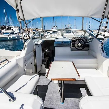 Cozy Boat To Unwind By The Ocean Úszó hotel Puerto Calero